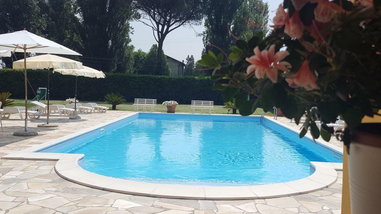 La Taverna Apartment Mesola Bagian luar foto